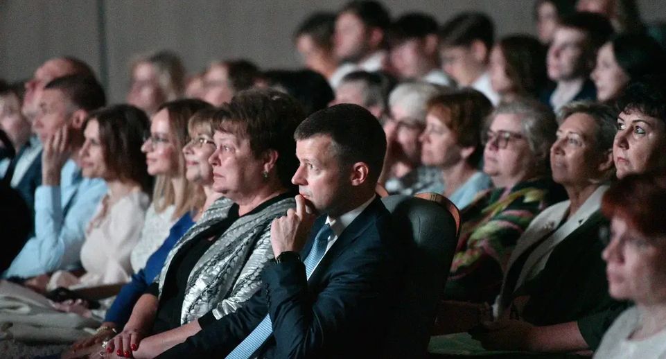 248 выпускников Балашихи награждены медалями «За особые успехи в учении»