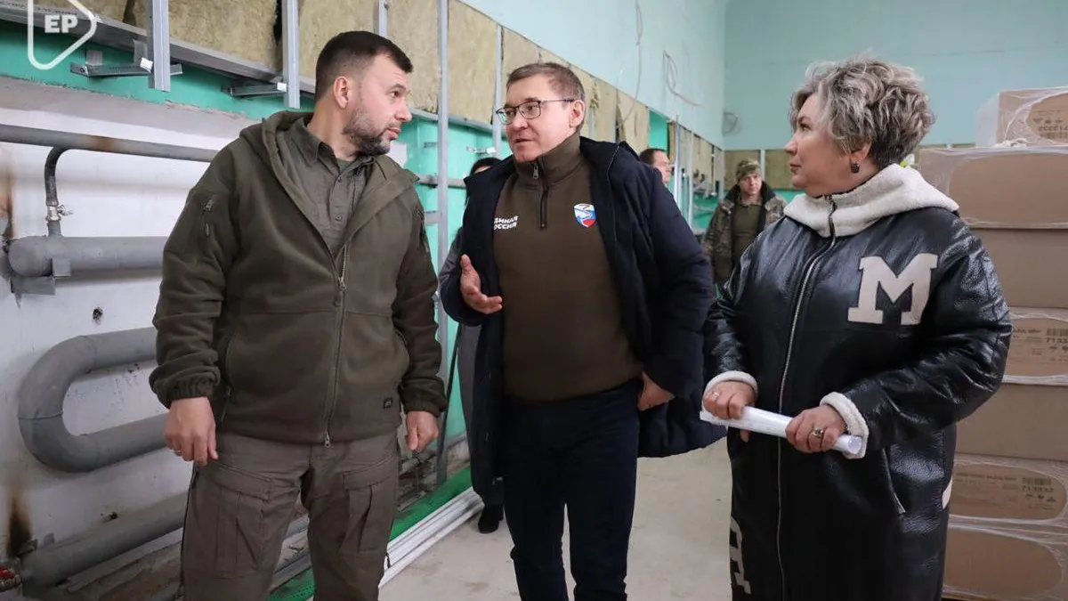 «Единая Россия» оценила ход восстановительных работ в ДНР