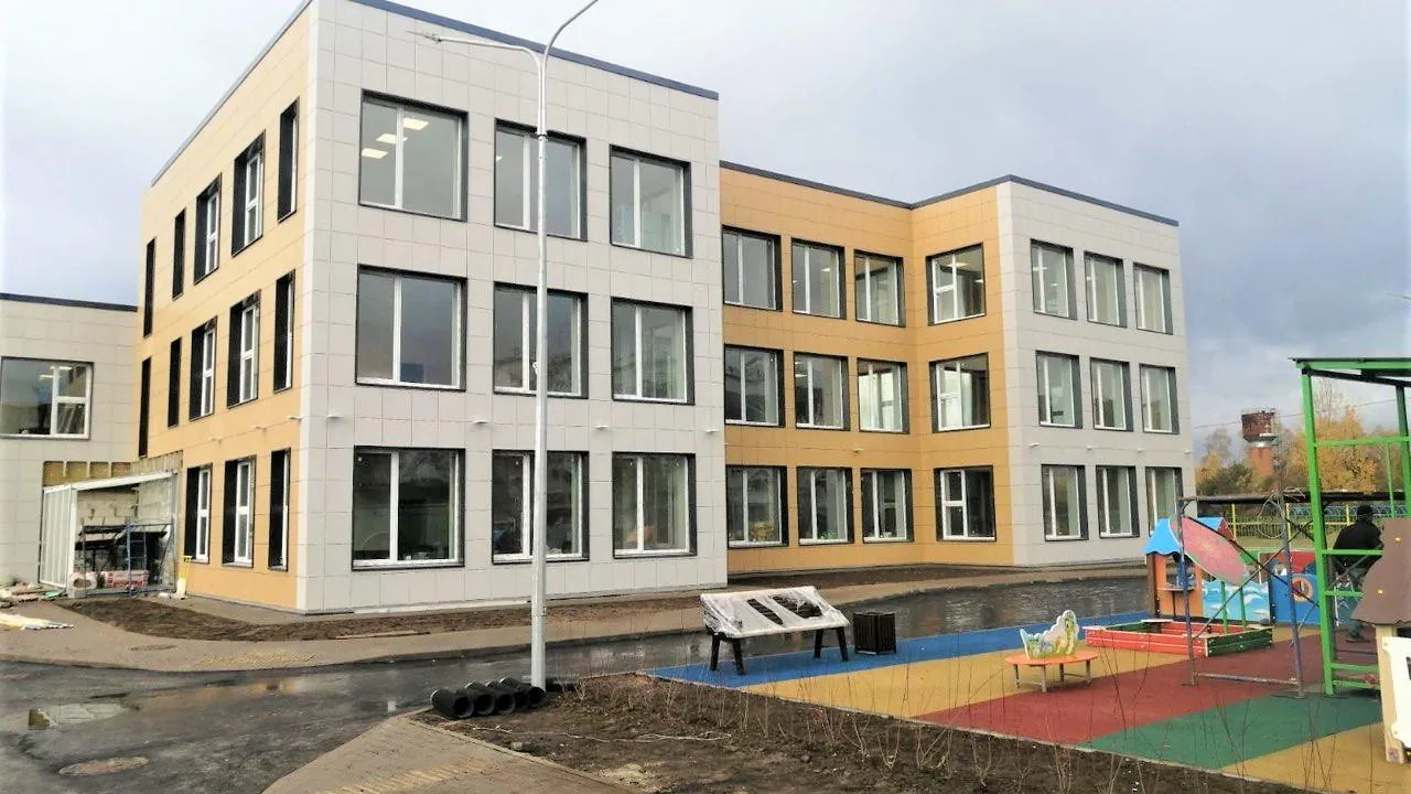 Более чем на 90% построили детсад в Кубинке