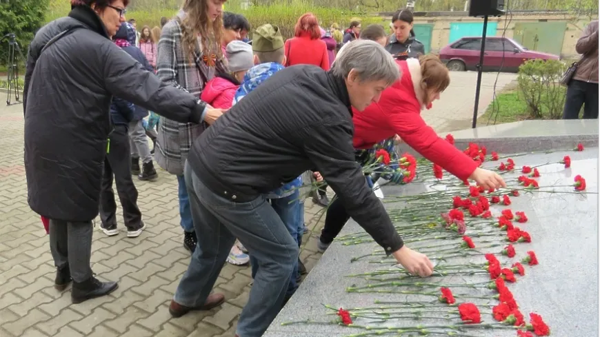 Митинг в честь Дня Победы прошел в микрорайоне Леонидовка Мытищ