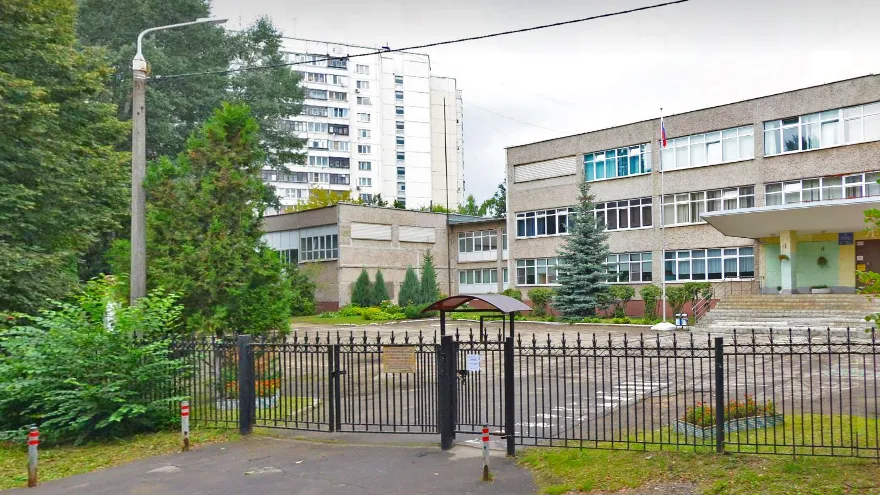 В школы 4 округов Подмосковья закупаются услуги по организации питания в 2024 г