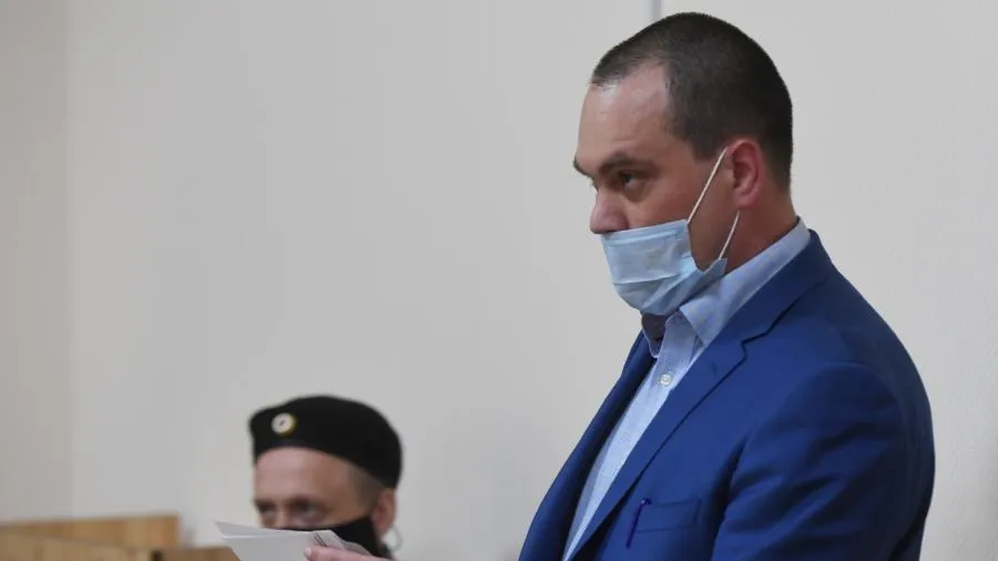 Экс-адвокатов Алексея Навального* приговорили к срокам до 5,5 лет в колонии