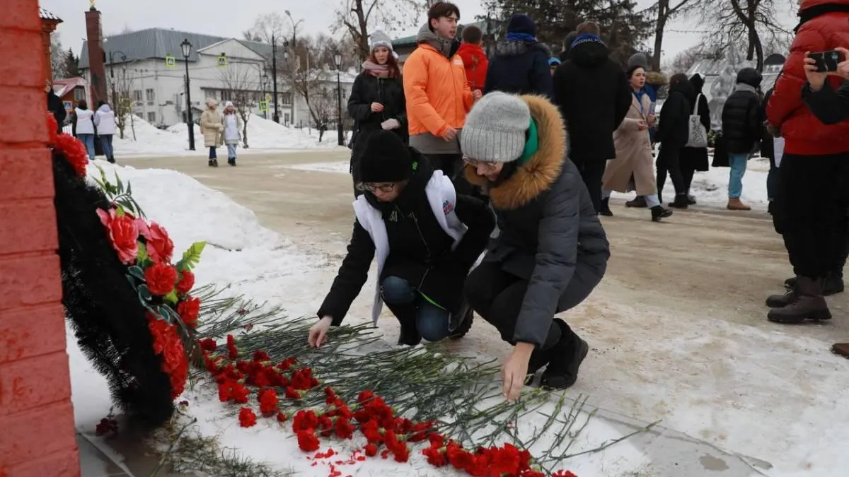 Памятные мероприятия в честь годовщины победы в Сталинградской битве провели в Подмосковье