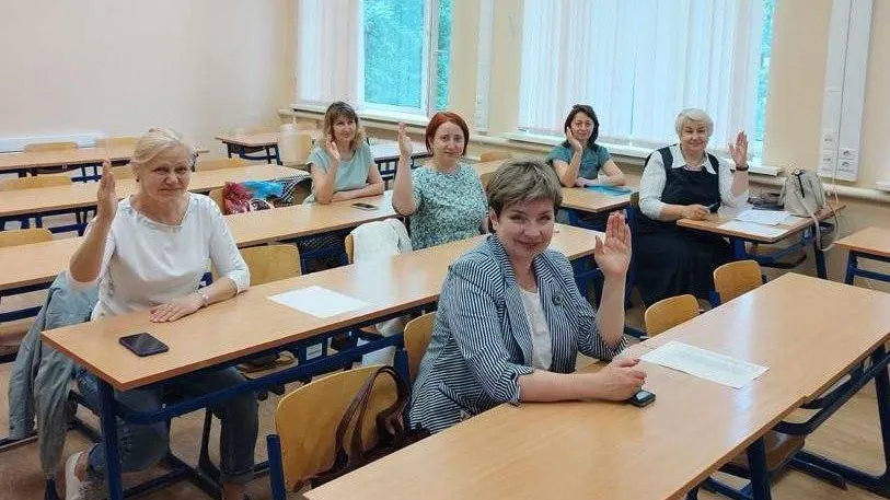 354 учителя поучаствовали в отборе педагогов на присуждение премии губернатора Подмосковья