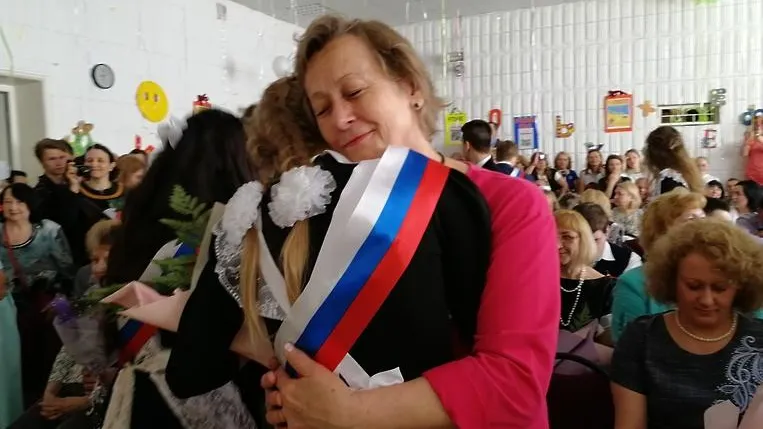Для тысячи выпускников Королева прозвенел последний звонок