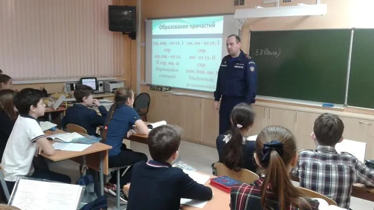 Спасатели Подольска рассказали школьникам об опасностях тонкого льда