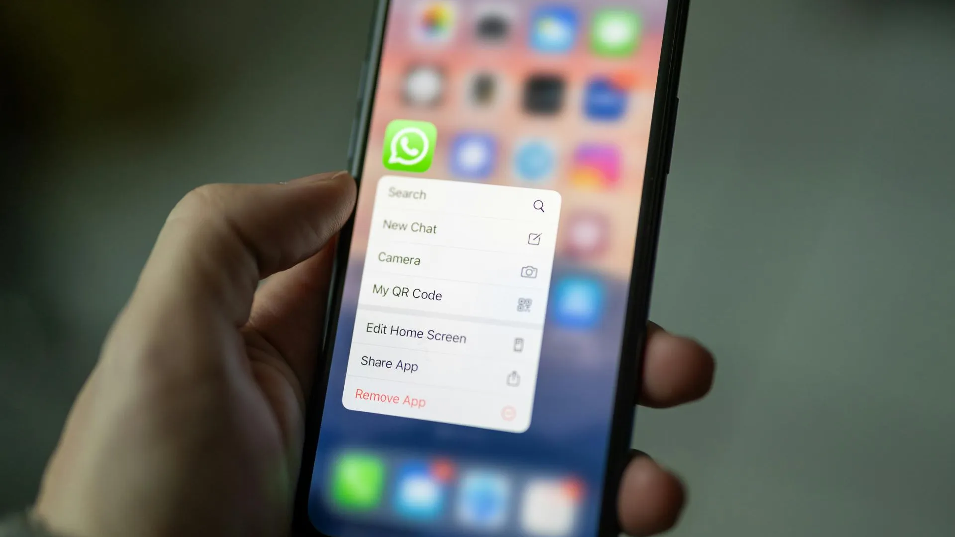 С 5 мая WhatsApp* перестанет работать на iPhone с iOS 14 и ниже