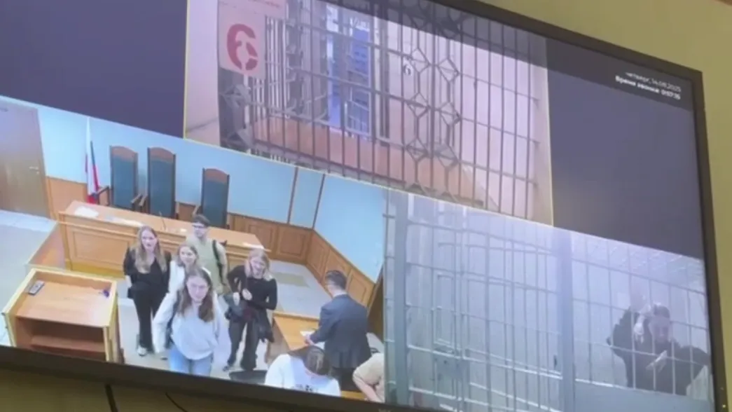 Суд не выпустил продюсера Baza Лукьянову из СИЗО