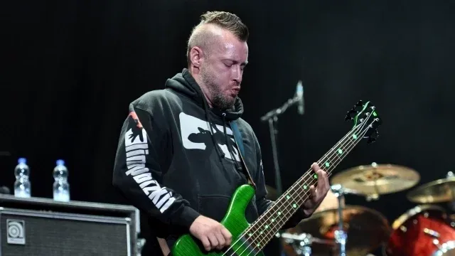 Умер бас-гитарист группы Limp Bizkit Сэм Риверс
