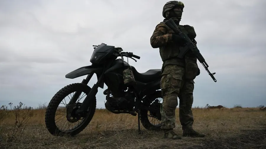 Россиянам рассказали о преимуществах военной службы по контракту