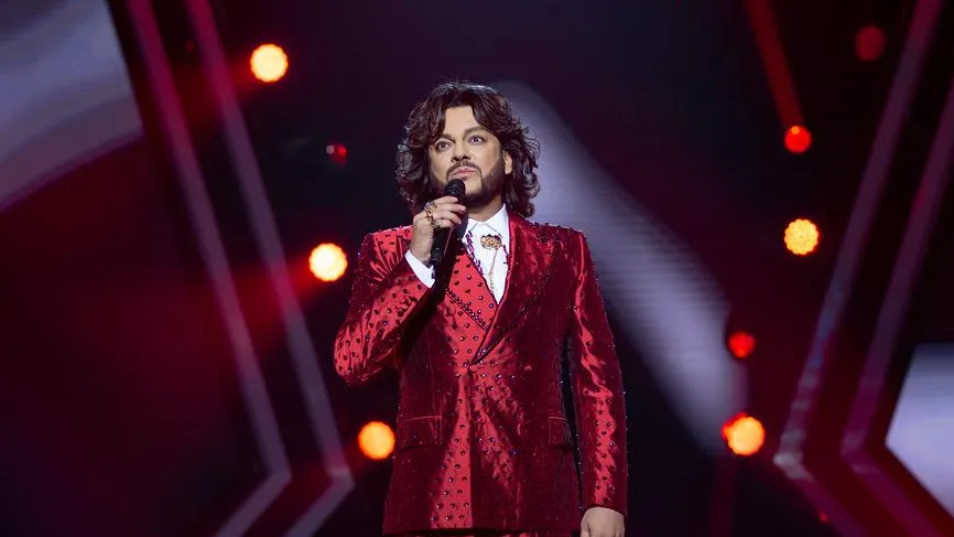 Скинутый со сцены охранник запросил у Киркорова 2,3 млн рублей компенсации