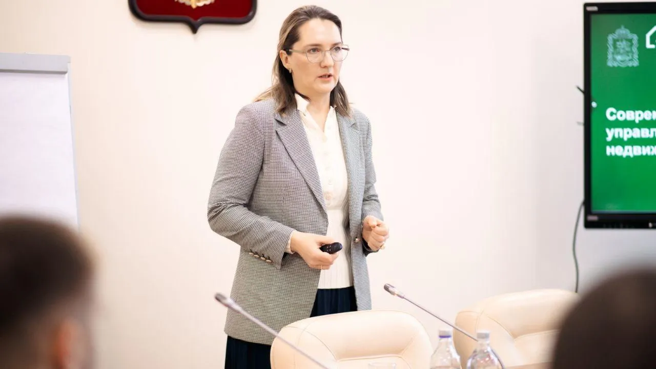 Ветераны СВО в Подмосковье прошли лекцию по управлению многоквартирными домами