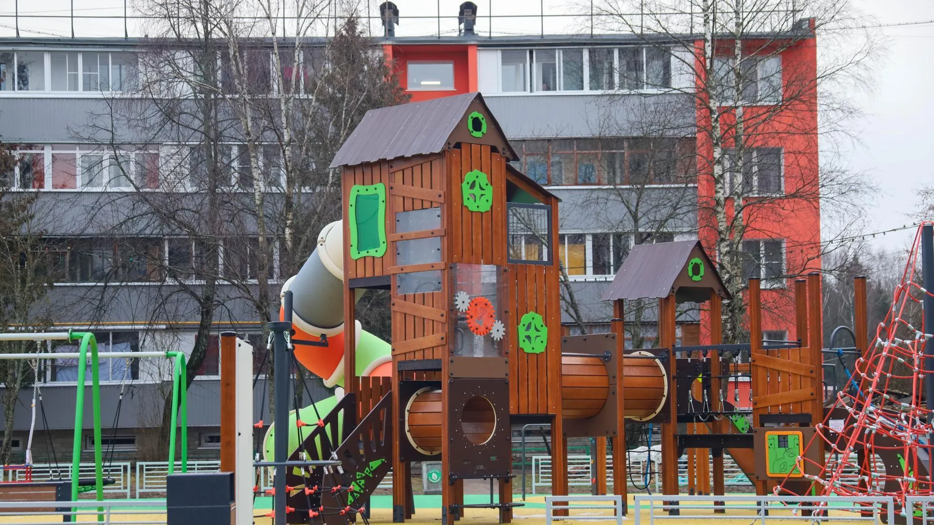 В 1 449 домах Подмосковья проведут капитальный ремонт в этом году