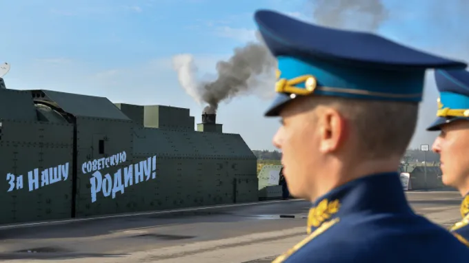 Действующая копия бронепоезда времен ВОВ появилась в подмосковном парке «Патриот»