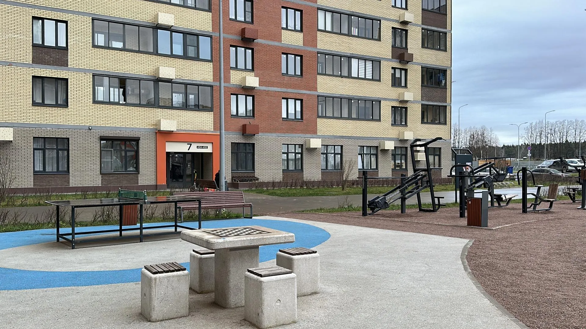 В Подмосковье за неделю 213 человек переехали в новое жилье из аварийных домов