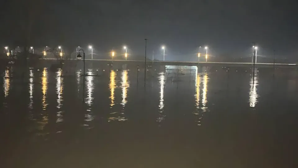 Уровень воды в Урале у Оренбурга повысился до рекордных 942 сантиметров