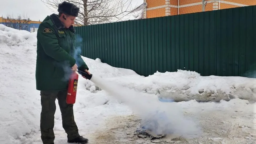 В честь Дня огнетушителя лесничие Егорьевска провели внеплановый инструктаж