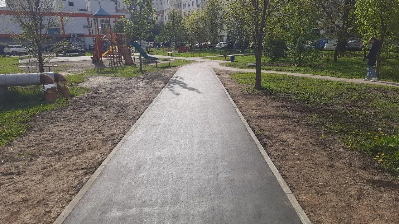 В Долгопрудном завершилось благоустройство «народных троп»