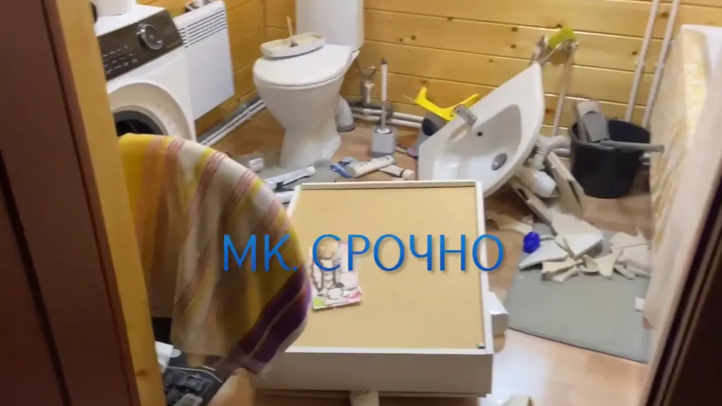 Разрушения серьезные: показаны кадры из дома в Чехове после прилета БПЛА