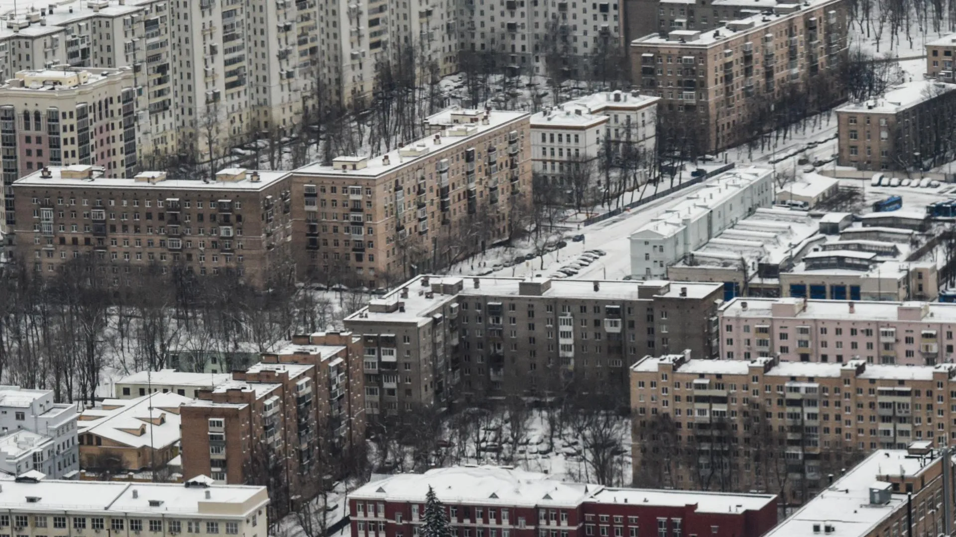 Эксперт Ракута предрек снижение цен на вторичное жилье в России