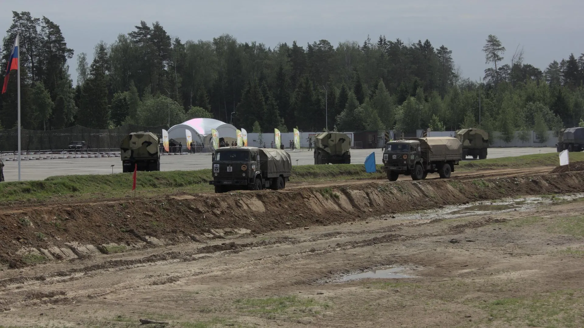 В Красногорске прошли соревнования «Мастера бронетанковой техники»