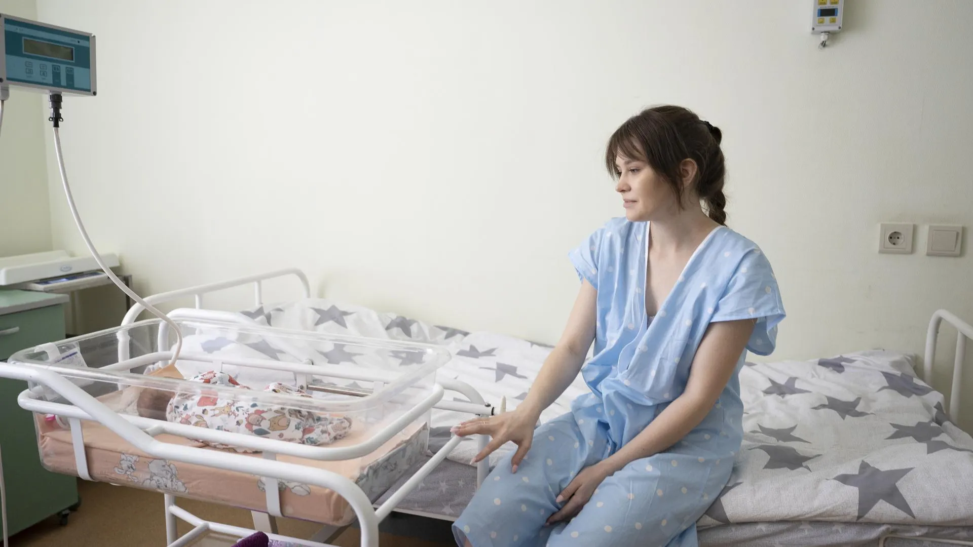 Более 900 детей родились в Ленинском округе за январь и февраль