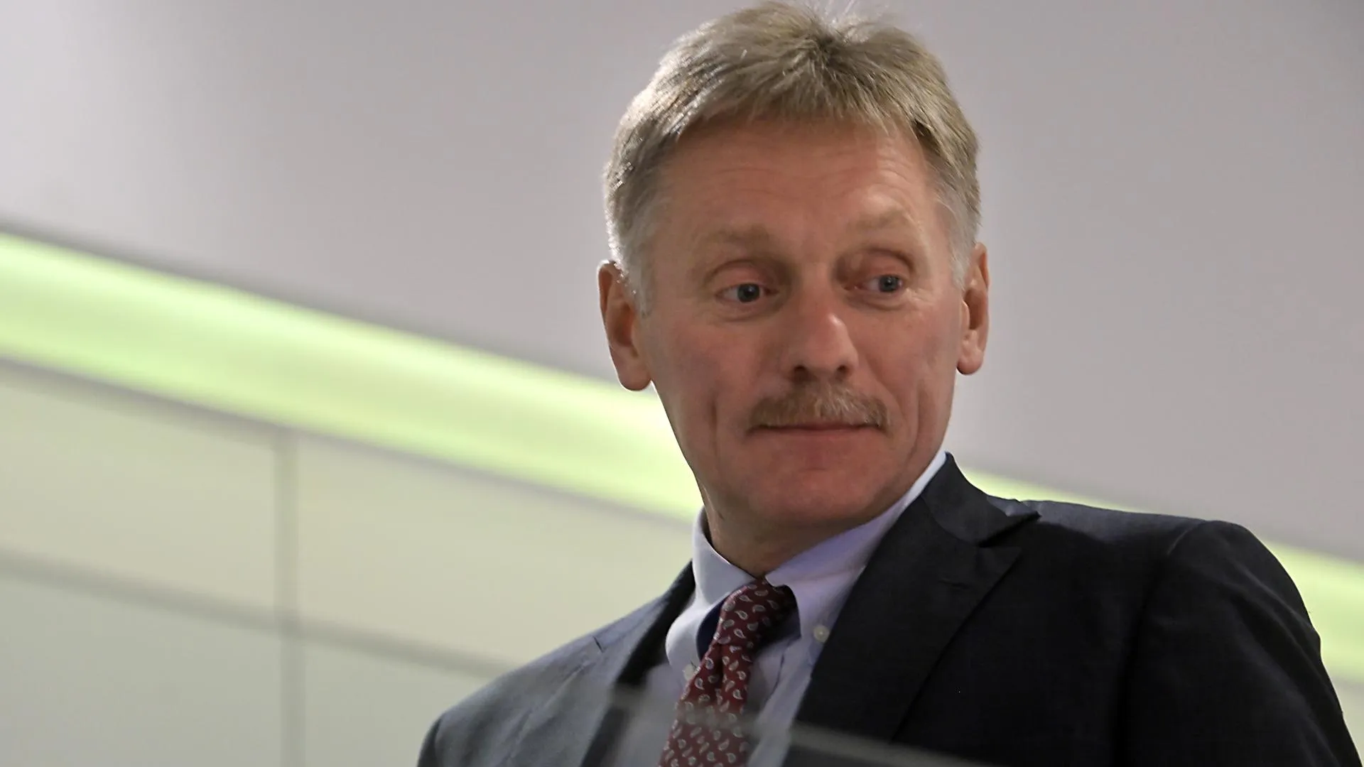 Песков: Киев не просил о передаче тел погибших при крушении самолета Ил‑76