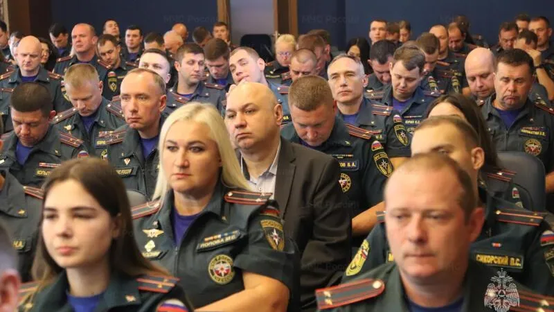Сотрудники подмосковного главка МЧС прошли комплексное занятие
