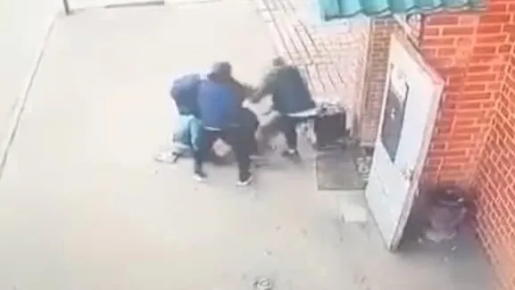 В Сети появилось видео со стрельбой и избиением в Подольске