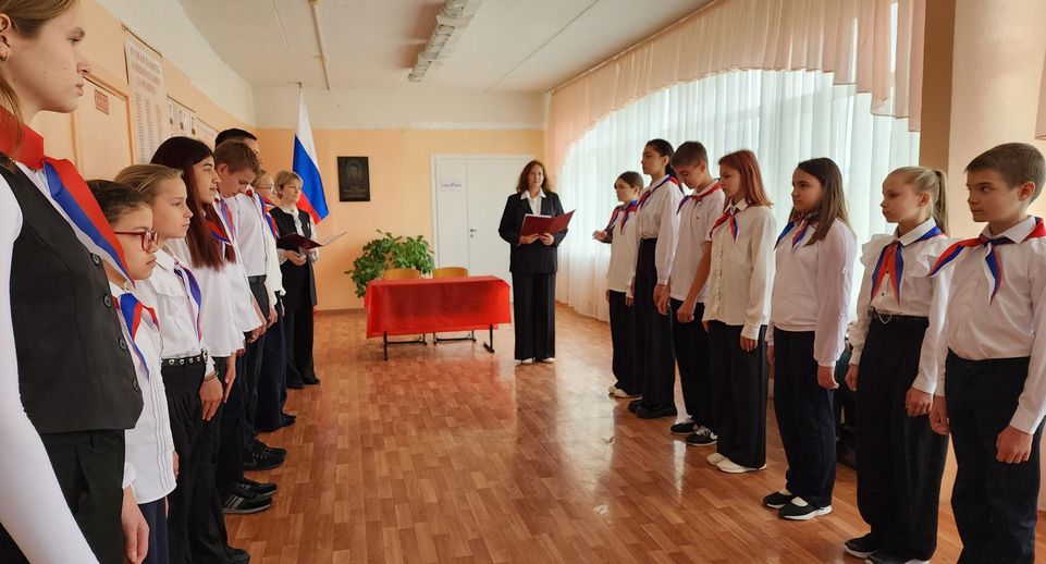 В школе села Матыра Луховицкого округа открыли «Парту героя» в честь ветерана ВОВ
