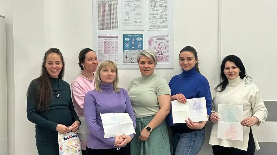 В МОЦОМД прошла арт-терапевтическая сессия для будущих мам