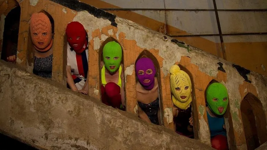Росфинмониторинг внес Pussy Riot в список террористов и экстремистов