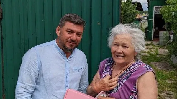 Жительнице Щелкова вручили подарок от губернатора Подмосковья к 85‑летнему юбилею