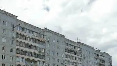 Кровельные работы в доме №108 на Советском проспекте в Немчиновке завершатся в апреле‑мае