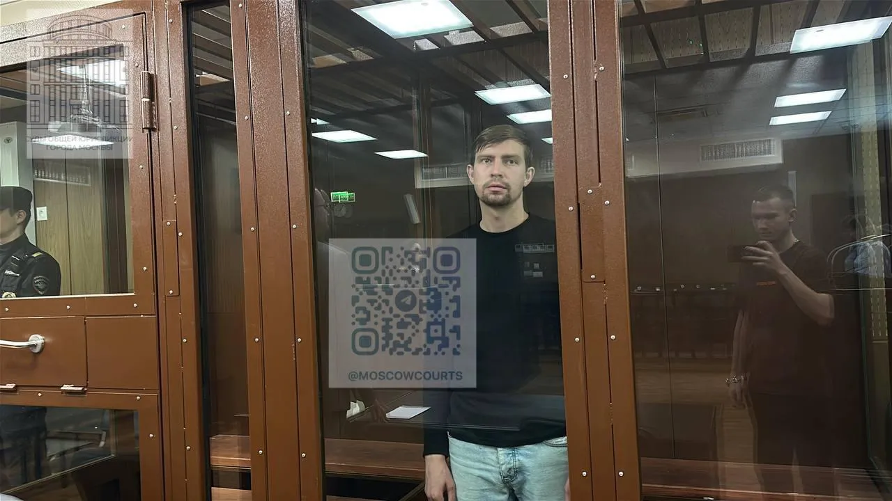 Суд арестовал последователя Алекса Лесли за домогательства