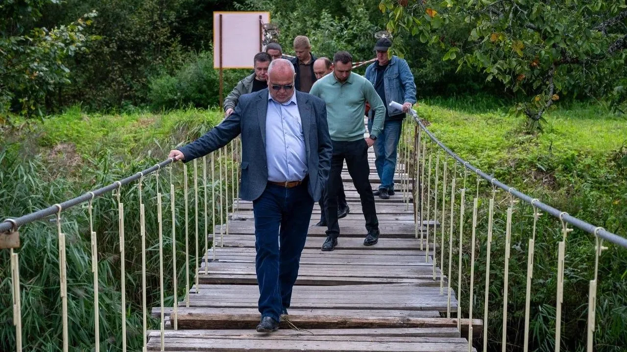 В Талдоме стартовали работы по ремонту пешеходного моста через реку Дубна
