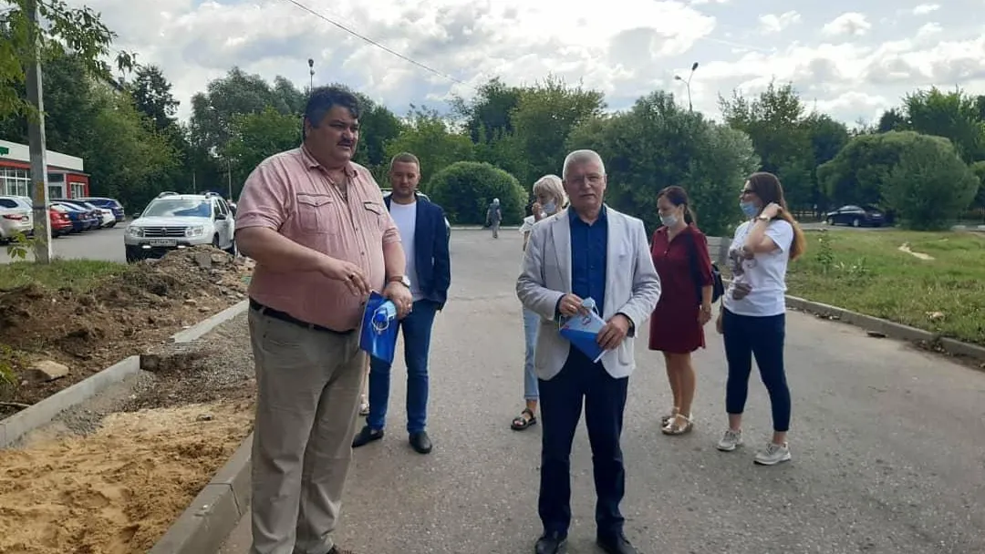 Парковку возле УСЦ «Юность» в Подольске могут сделать при финансовом участии жителей
