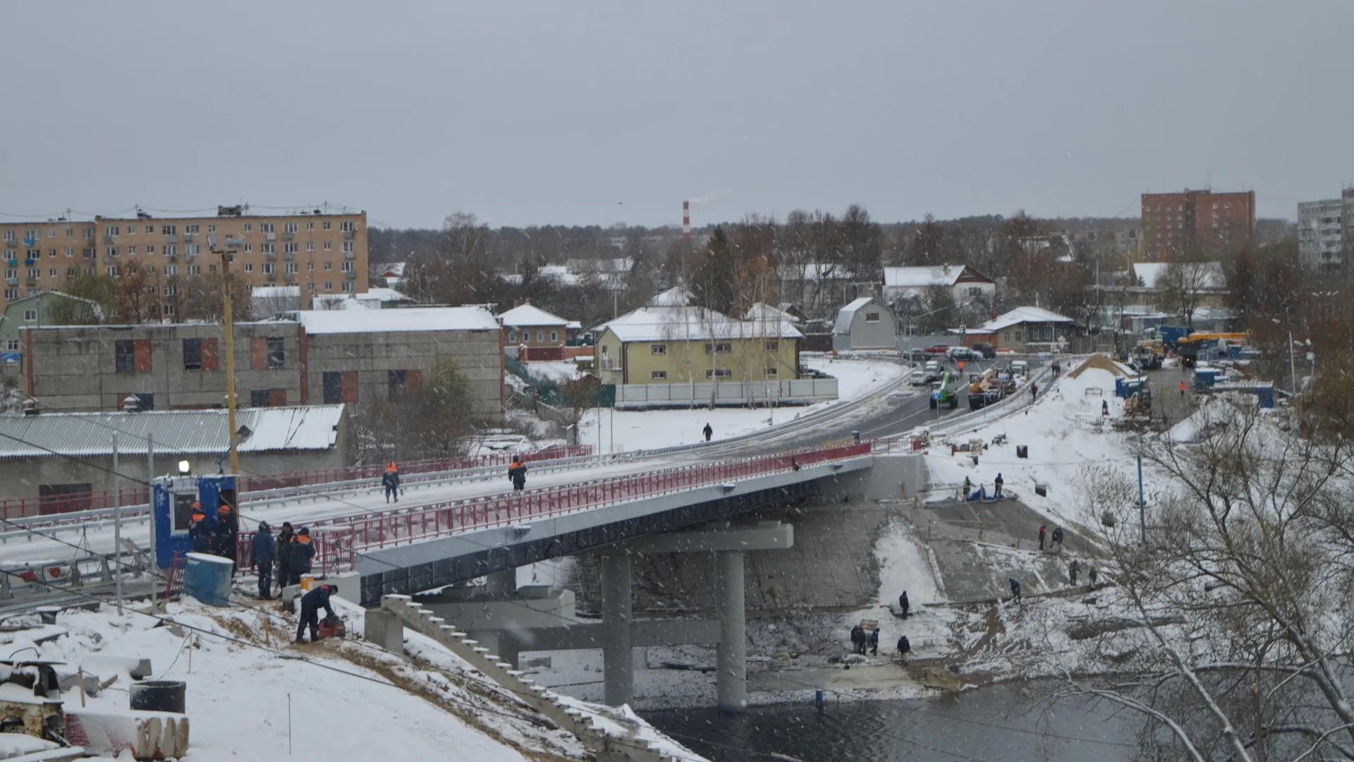 Обновленный мост через Нару в Серпухове планируют открыть до конца года