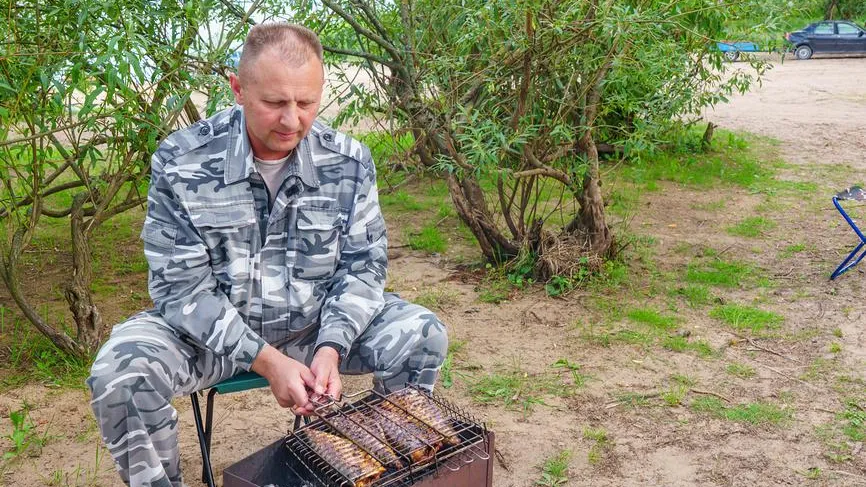 Мужчинам посоветовали не публиковать фото с шашлыками на сайтах знакомств