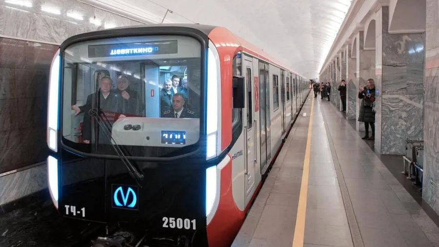 Петербуржцам рассказали, когда в метро появятся новые «Балтийцы»