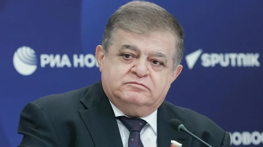 Джабаров: план Трампа по миру на Украине не является обязательным к исполнению