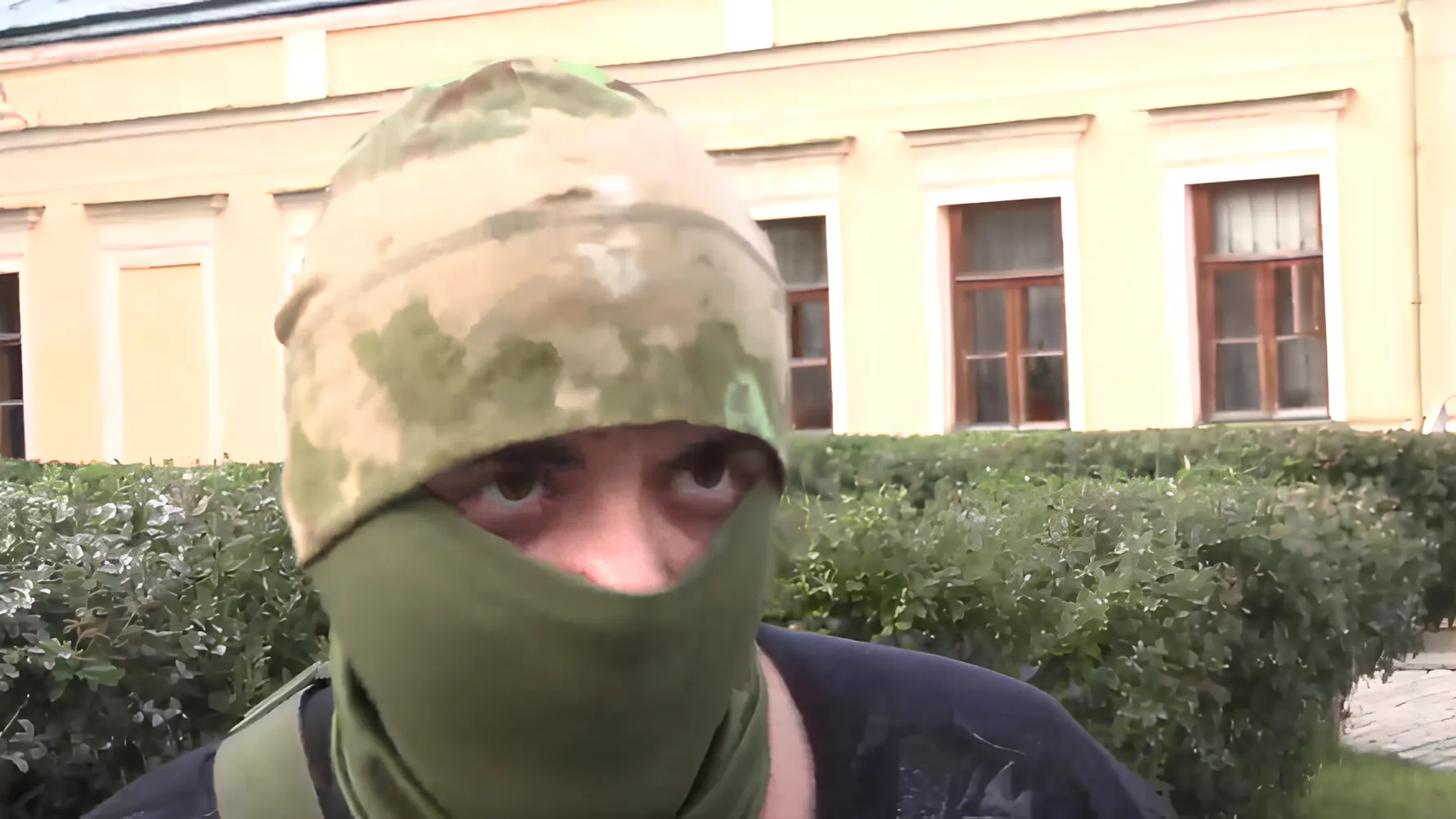 Не может получить паспорт: бойца СВО из Бразилии могут депортировать из РФ