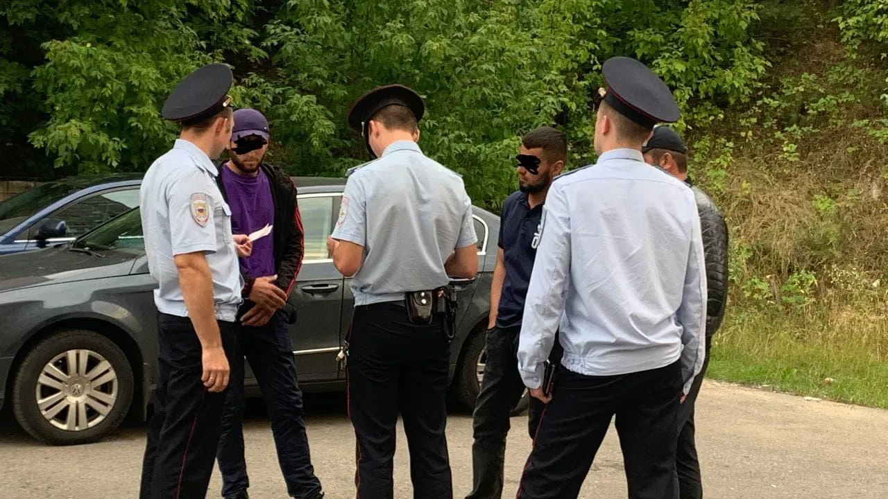 Более 250 человек доставили в полицию Котельников в ходе рейдов