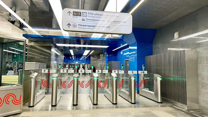 Более 340 тысяч москвичей оплачивают проезд по биометрии