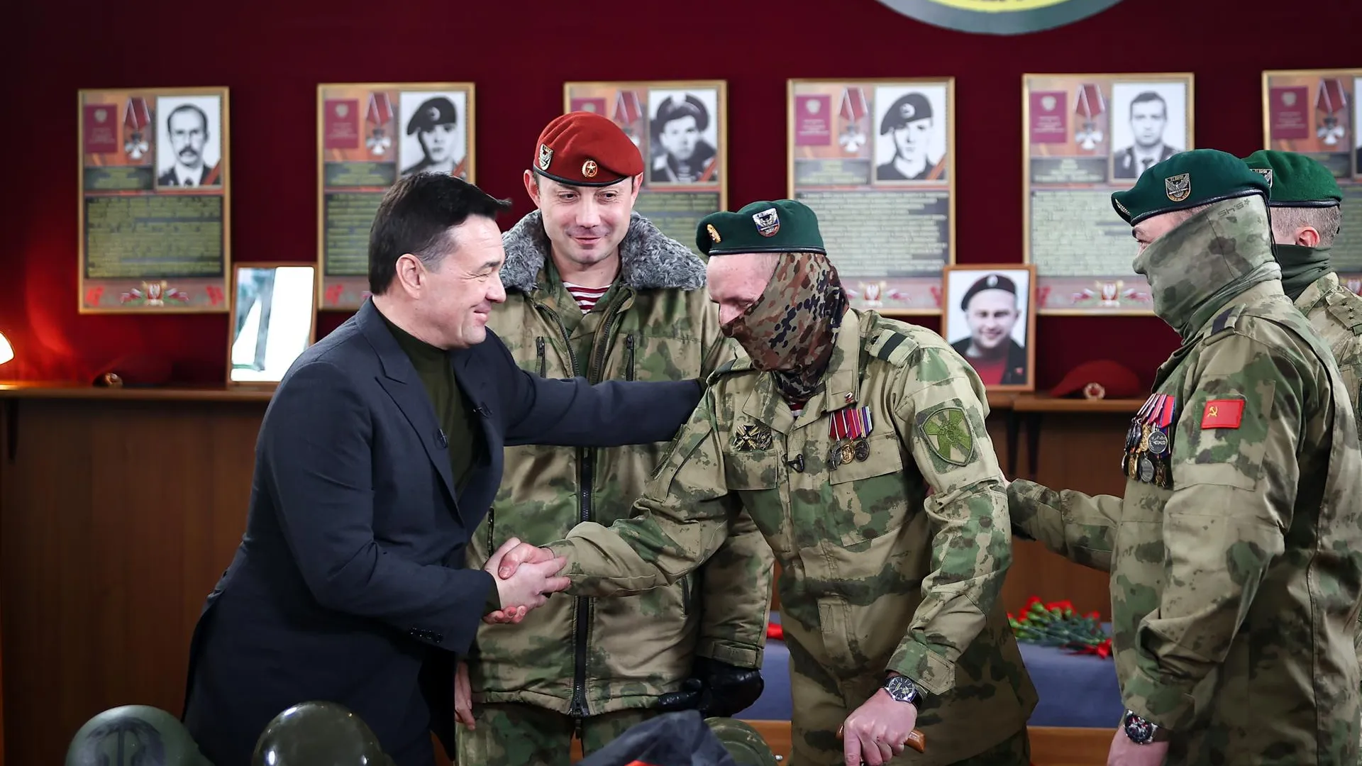 Бойцы поблагодарили губернатора Подмосковья за помощь военным в зоне СВО