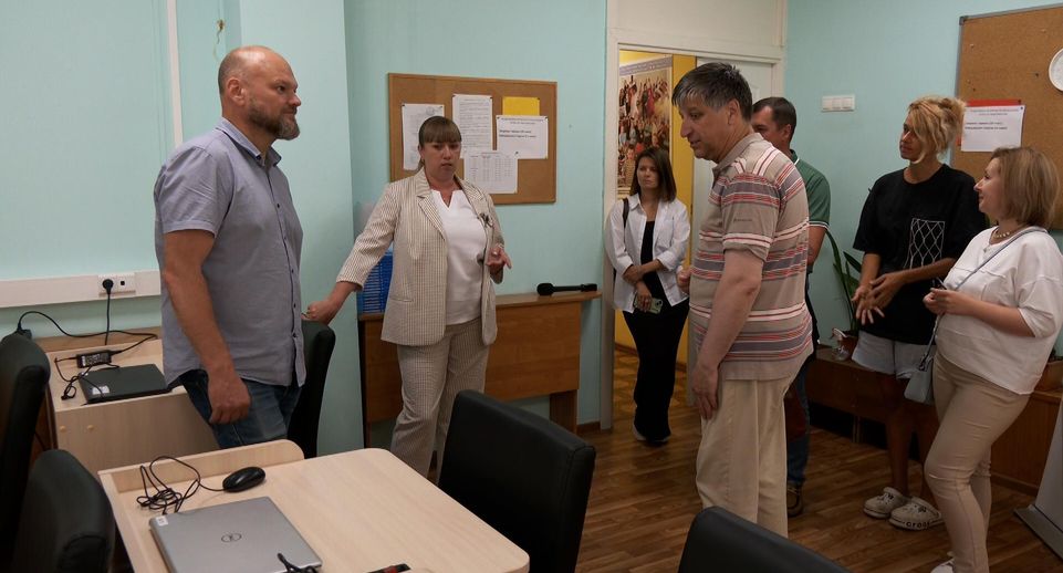 Родители учеников и народные избранники в Дубне начали приемку школ к 1 сентября