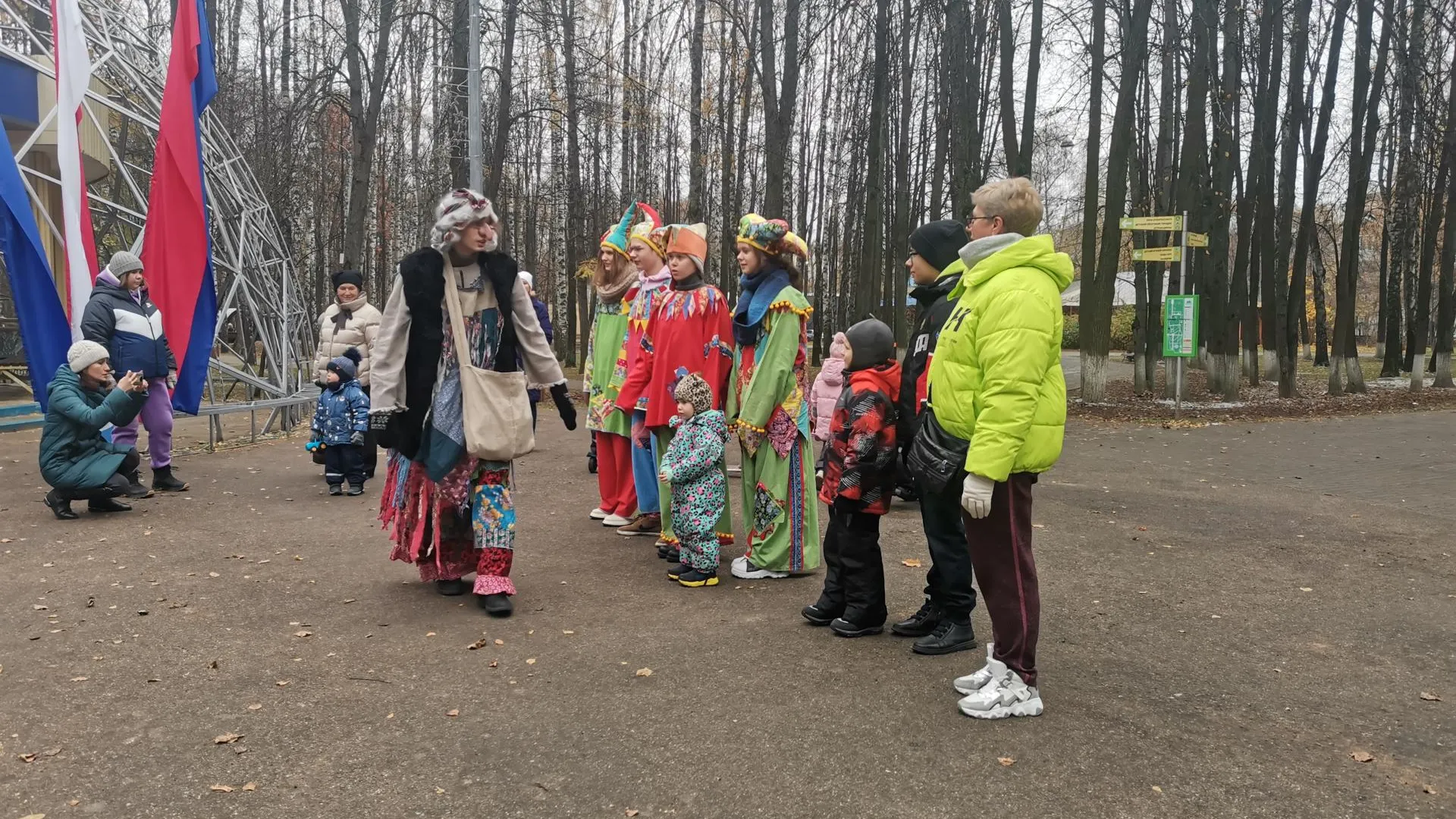 В Королеве провели квиз и игры для детей в День народного единства