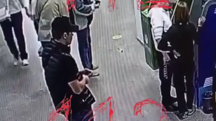 Стали известны подробности нападения мужчины с ножом на школьника в Новосибирске