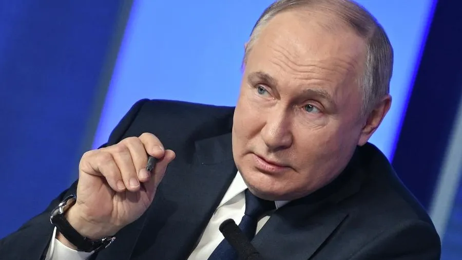 Президент РФ назвал ситуацию на украинском направлении вопросом жизни и смерти