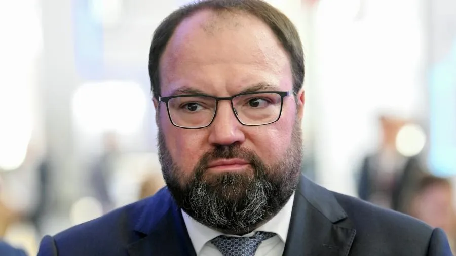 Шадаев: идут переговоры по восстановлению МАКС в App Store